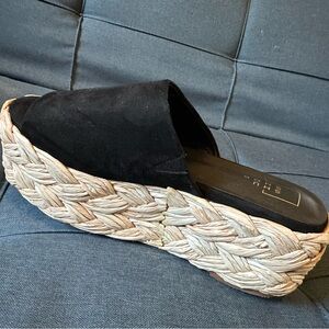 ShuShop Black and Tan Woven Platform Slides